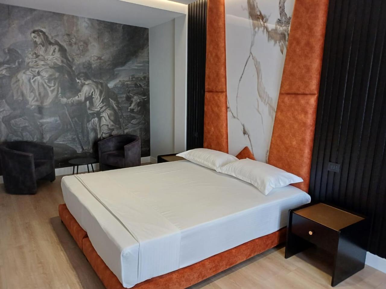 Oxygen Boutique Hotel Tirana Eksteriør billede