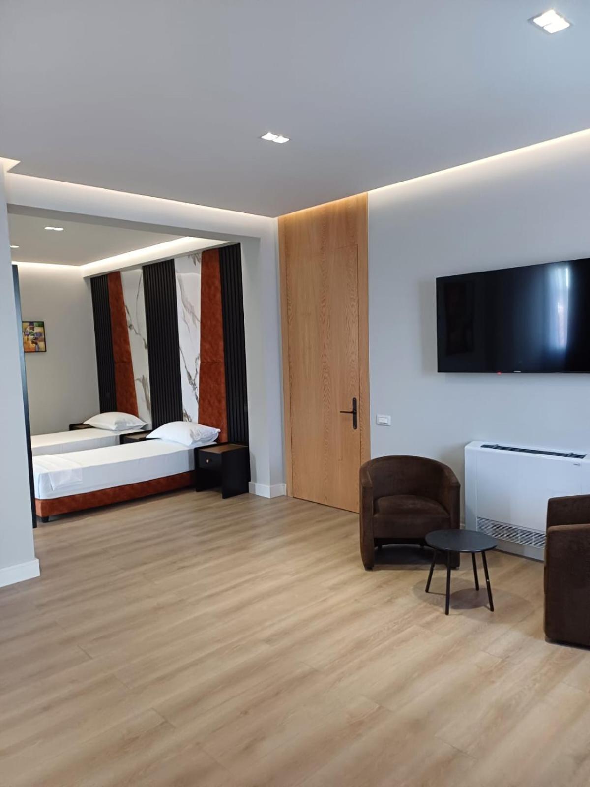 Oxygen Boutique Hotel Tirana Eksteriør billede